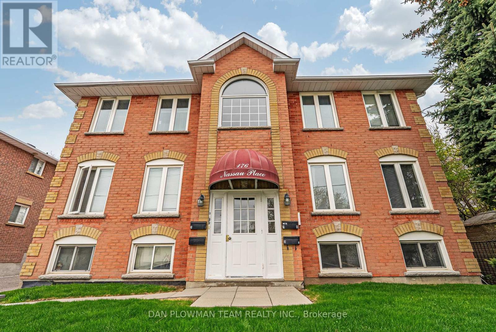176/180 NASSAU STREET