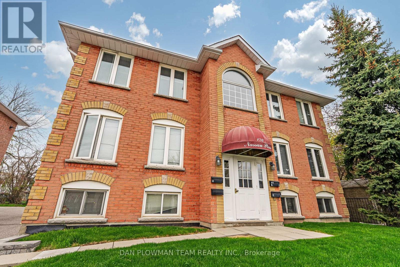 176/180 NASSAU STREET