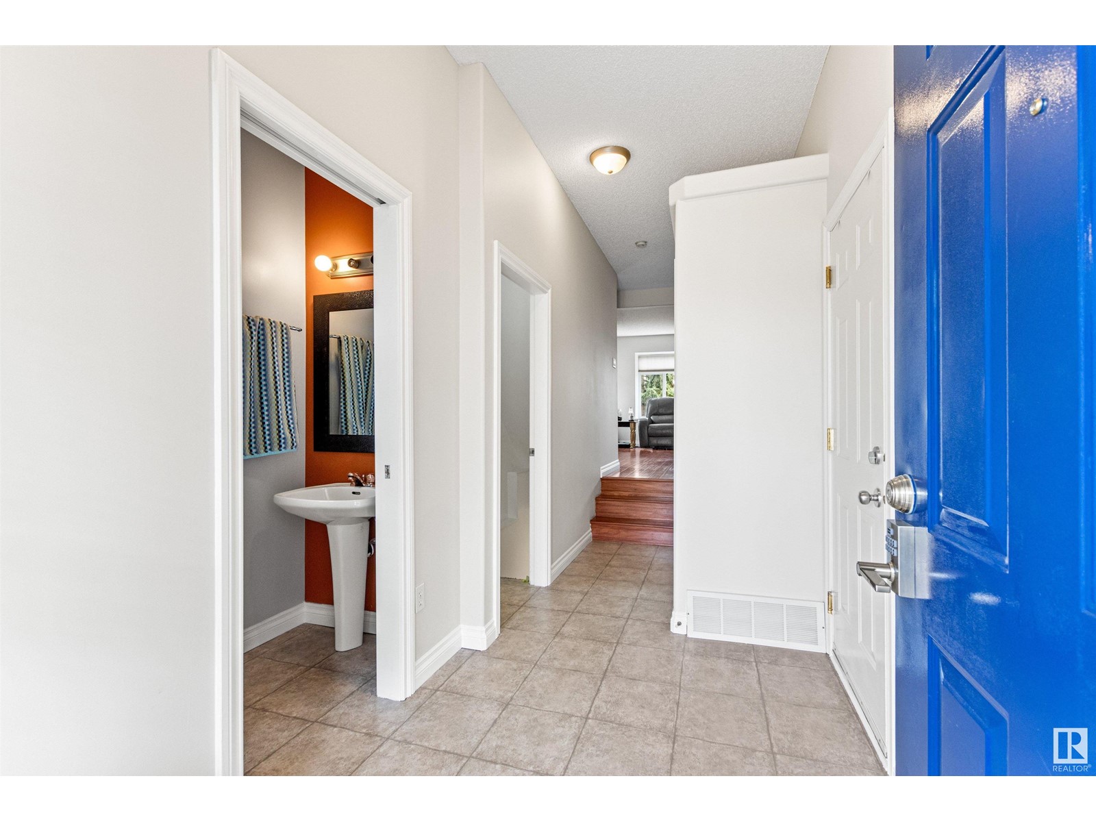 #19 200 Erin Ridge DR