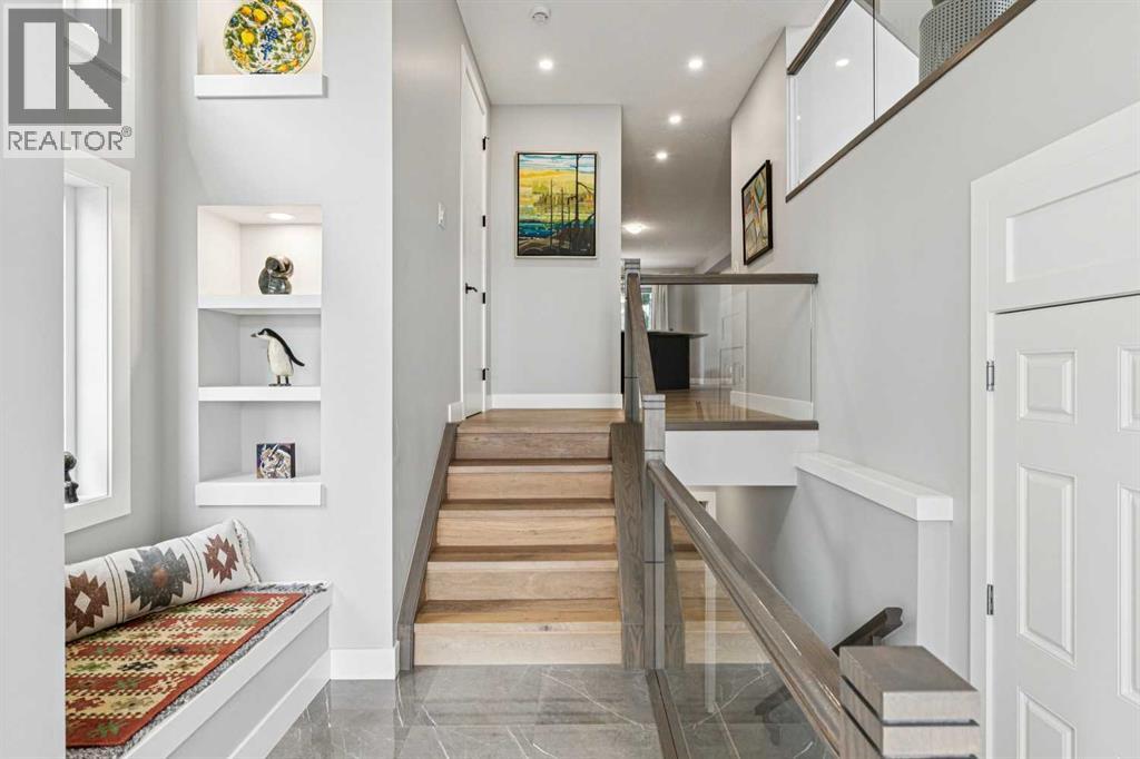 69 Yorkville Green SW