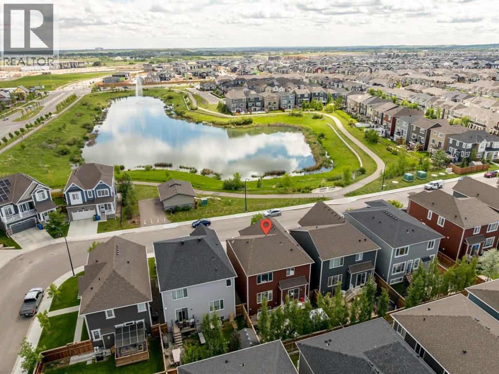 69 Yorkville Green SW