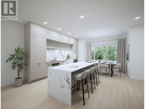 111 433 E 3RD STREET North Vancouver BC V7L1G3