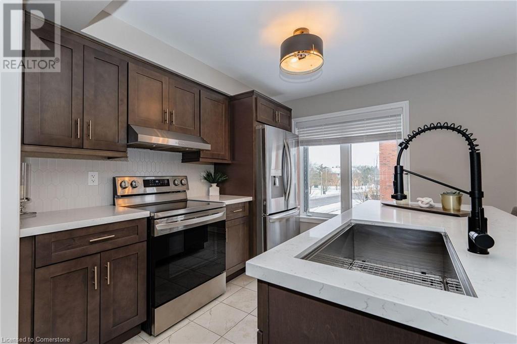 395 LINDEN Drive Unit# 2