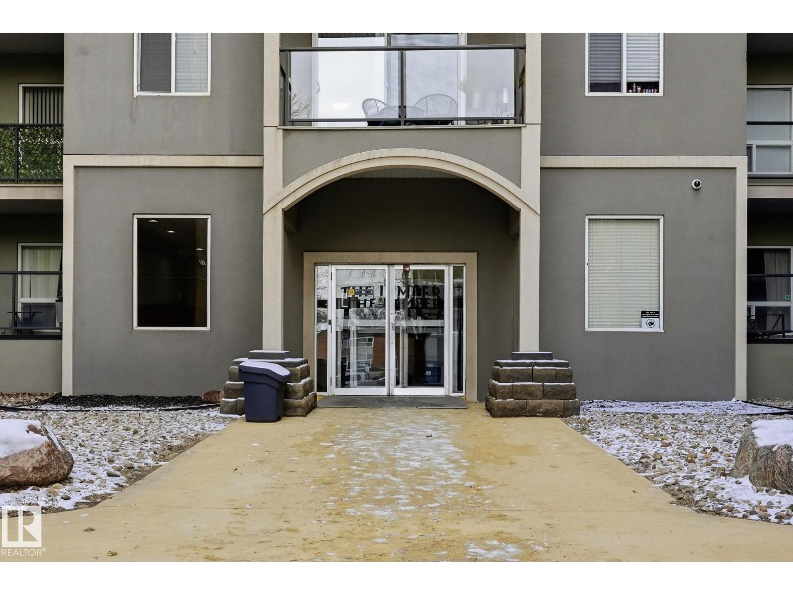 #402 10235 112 ST NW