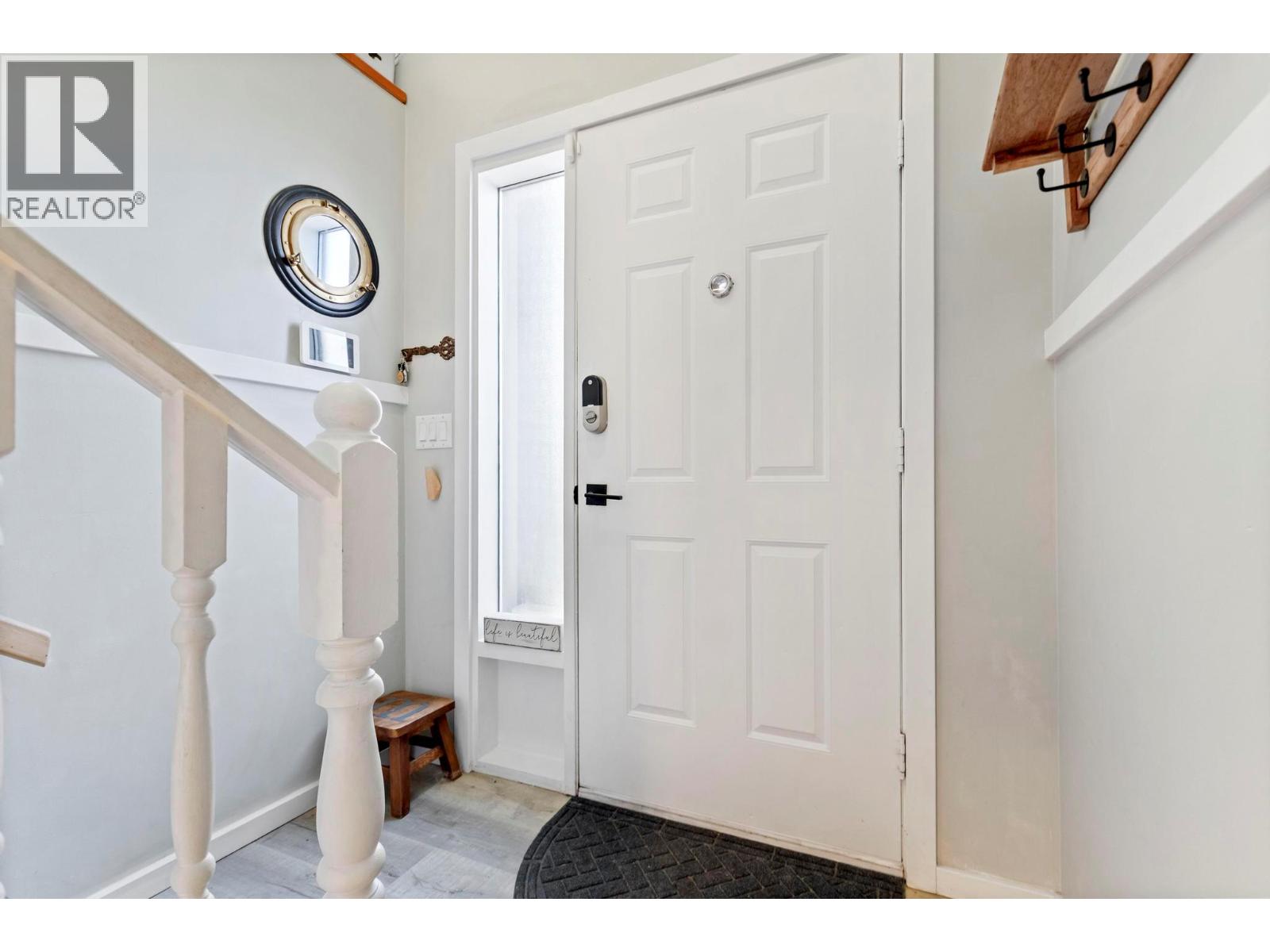 1525 Hollywood Road S