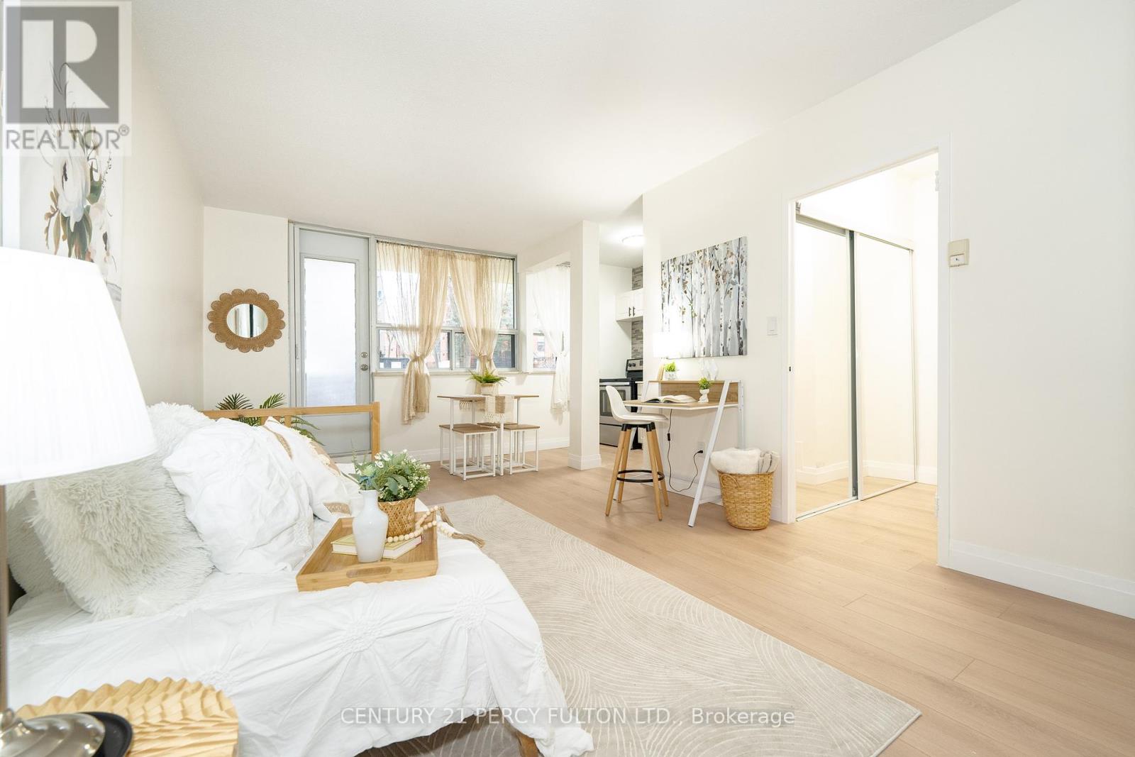 107 - 40 HOMEWOOD AVENUE