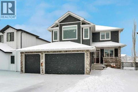 392 Rainbow Falls Way Chestermere AB T1X1S6