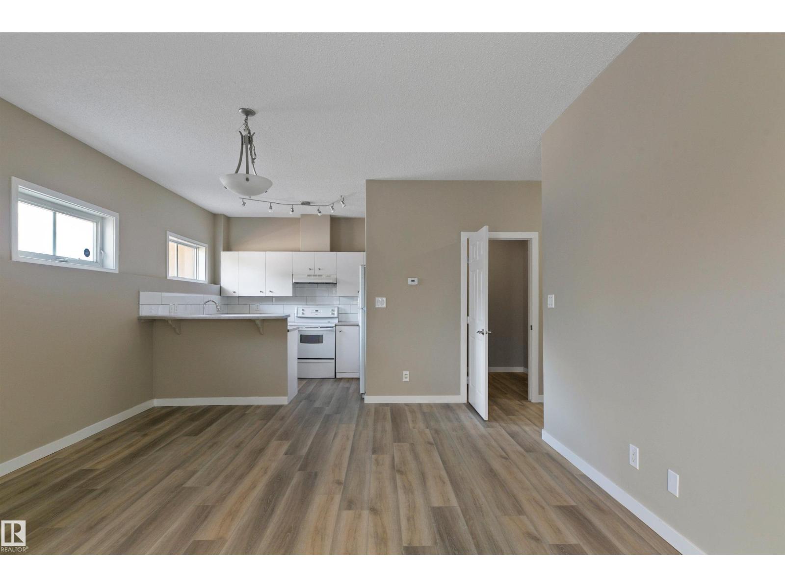 #104 10905 109 ST NW