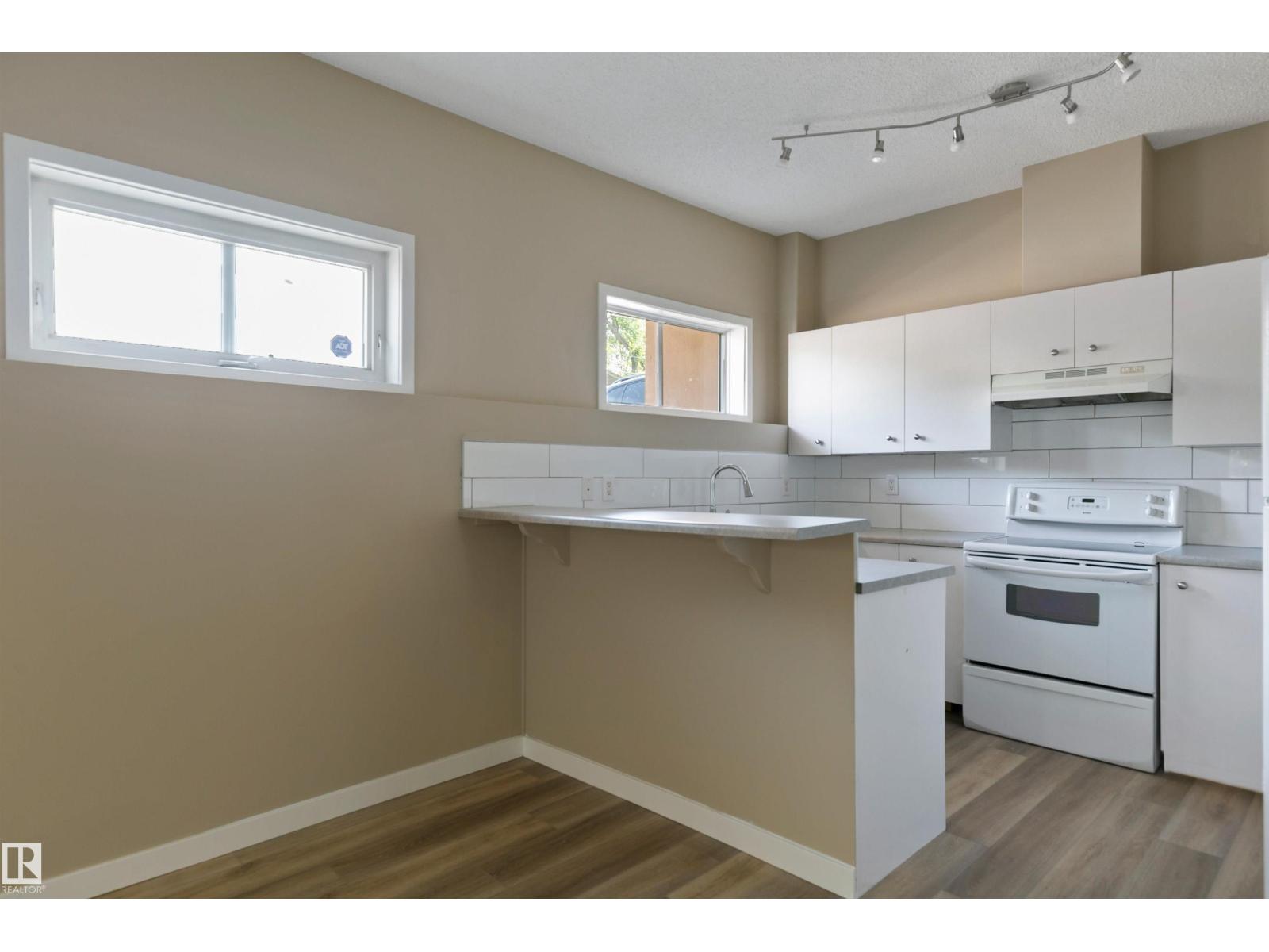 #104 10905 109 ST NW