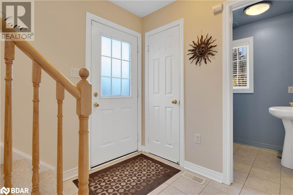 430 MAPLEVIEW Drive E Unit# 34