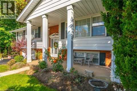 225 ANNE Street Niagara-on-the-Lake ON L0S1J0