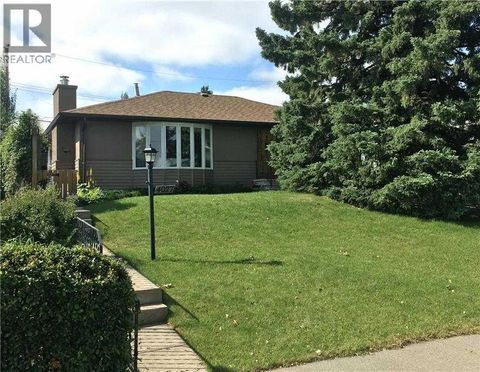 4027 25 Avenue SW Calgary AB T3E0L7