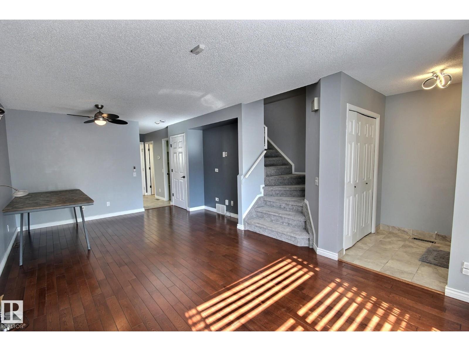 10520 108 AV NW