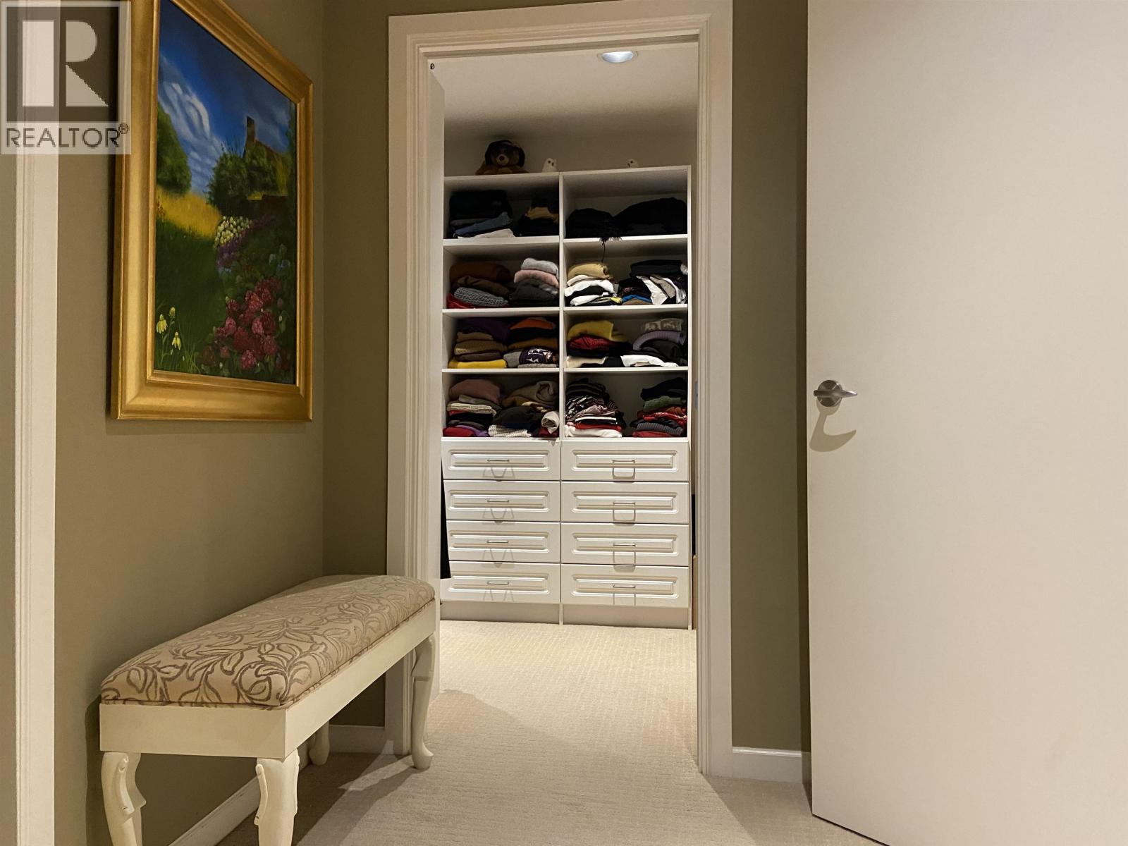 104 3750 EDGEMONT BOULEVARD