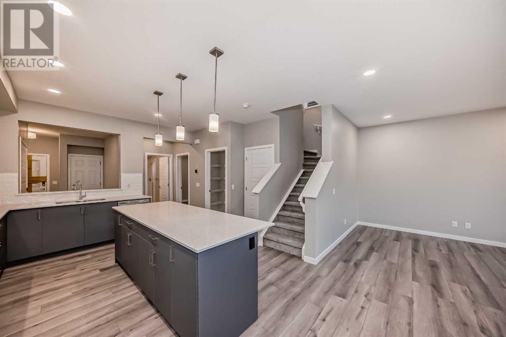 297 Homestead Crescent NE