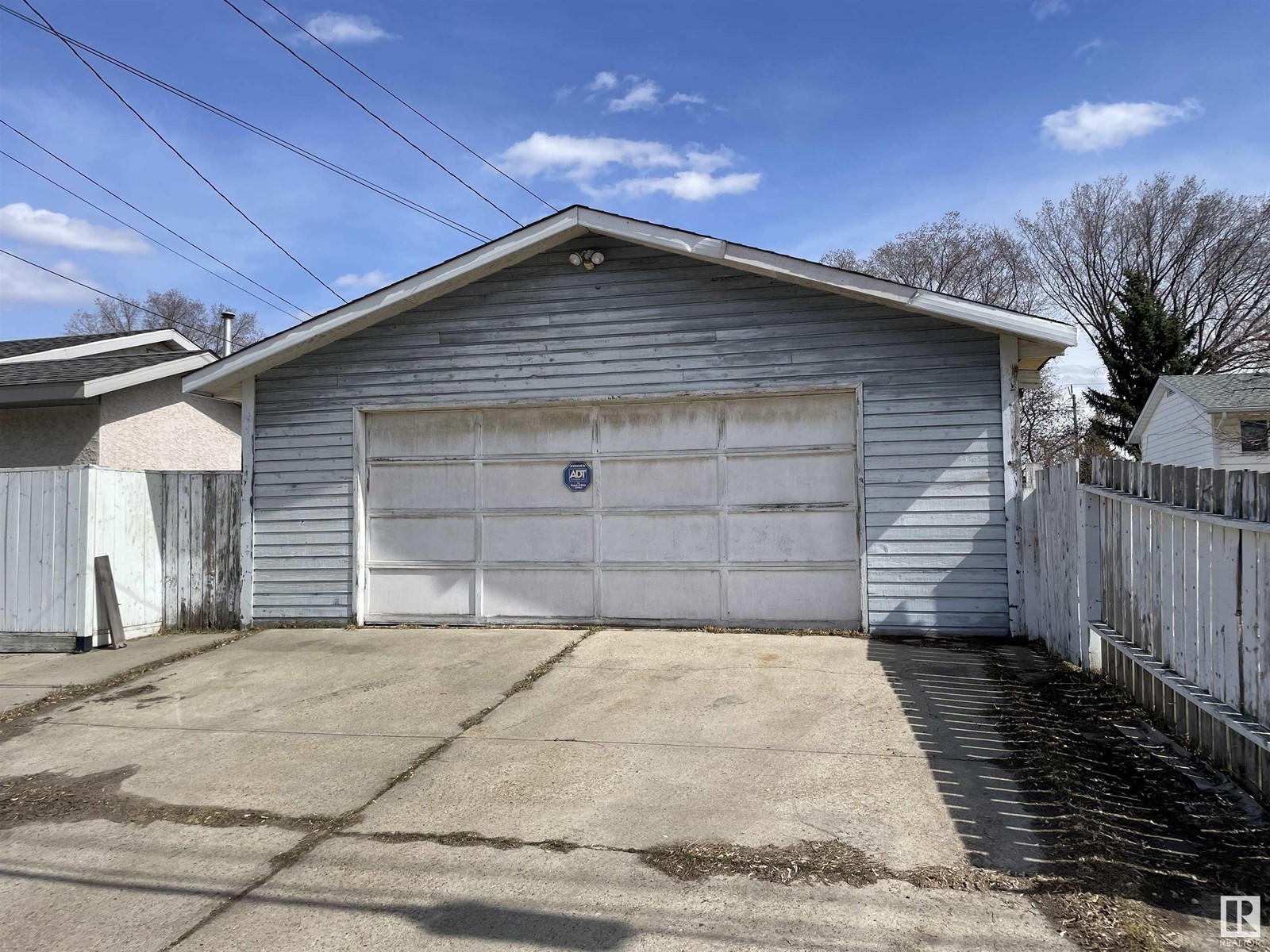 12816 103 ST NW