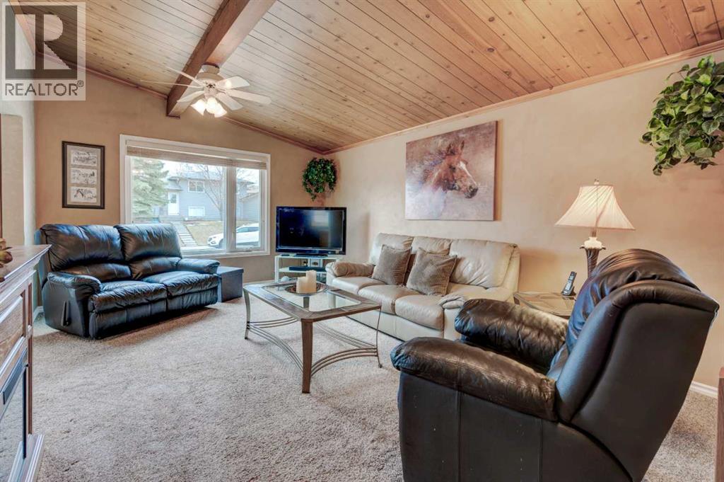 1032 Cantabrian Drive SW