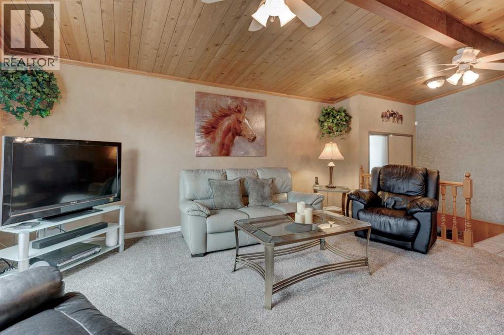 1032 Cantabrian Drive SW