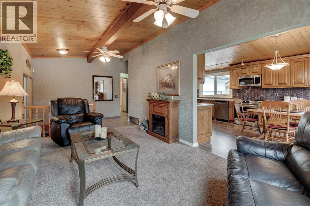 1032 Cantabrian Drive SW