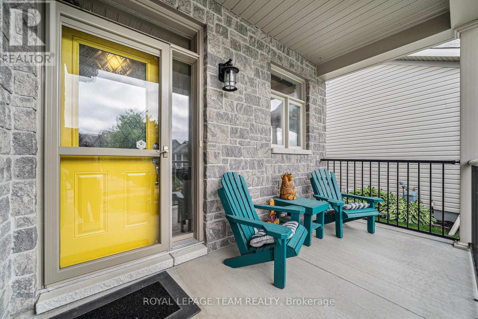 129 TRADEWINDS CRESCENT