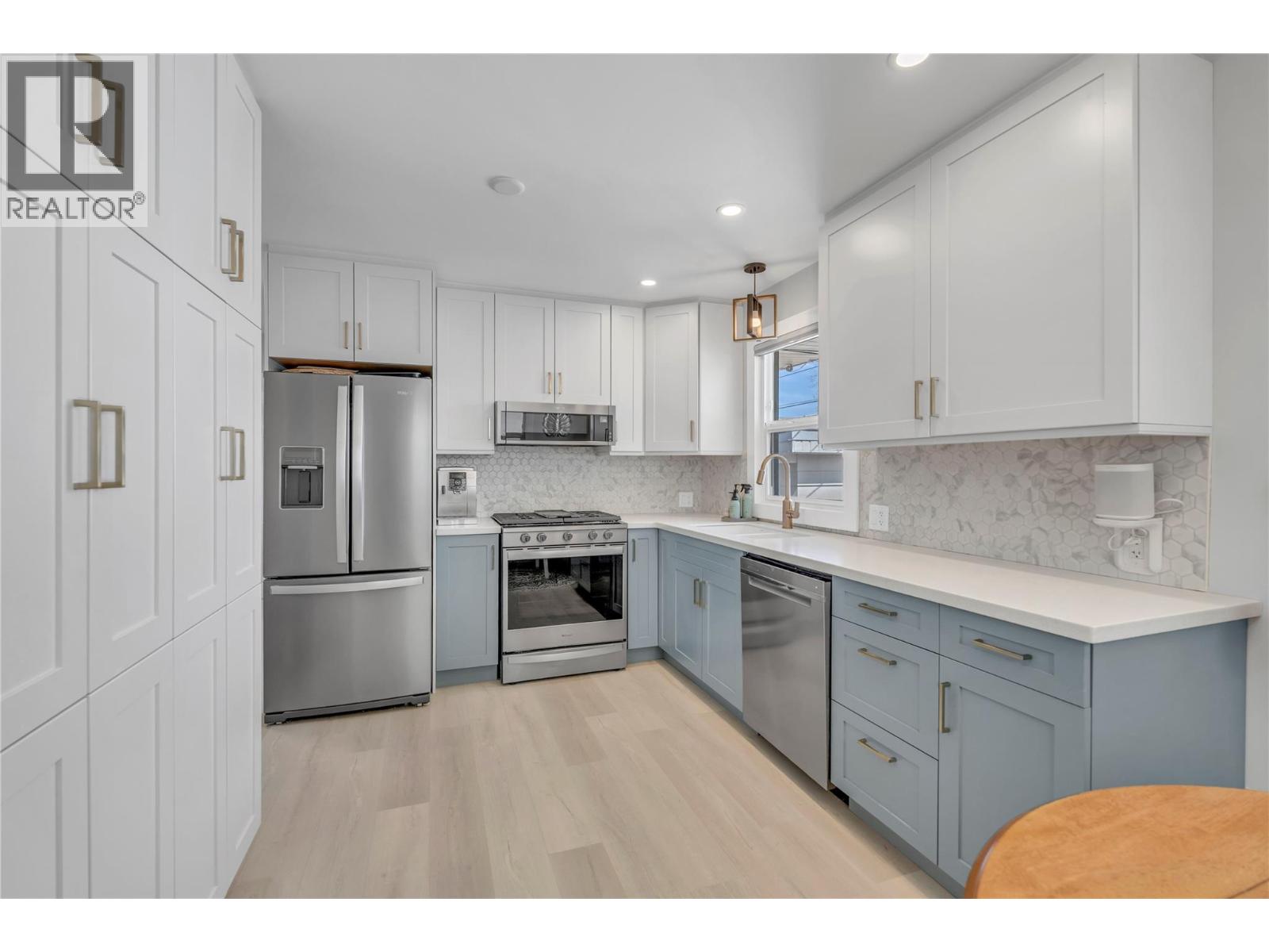 13807 Spencer Avenue