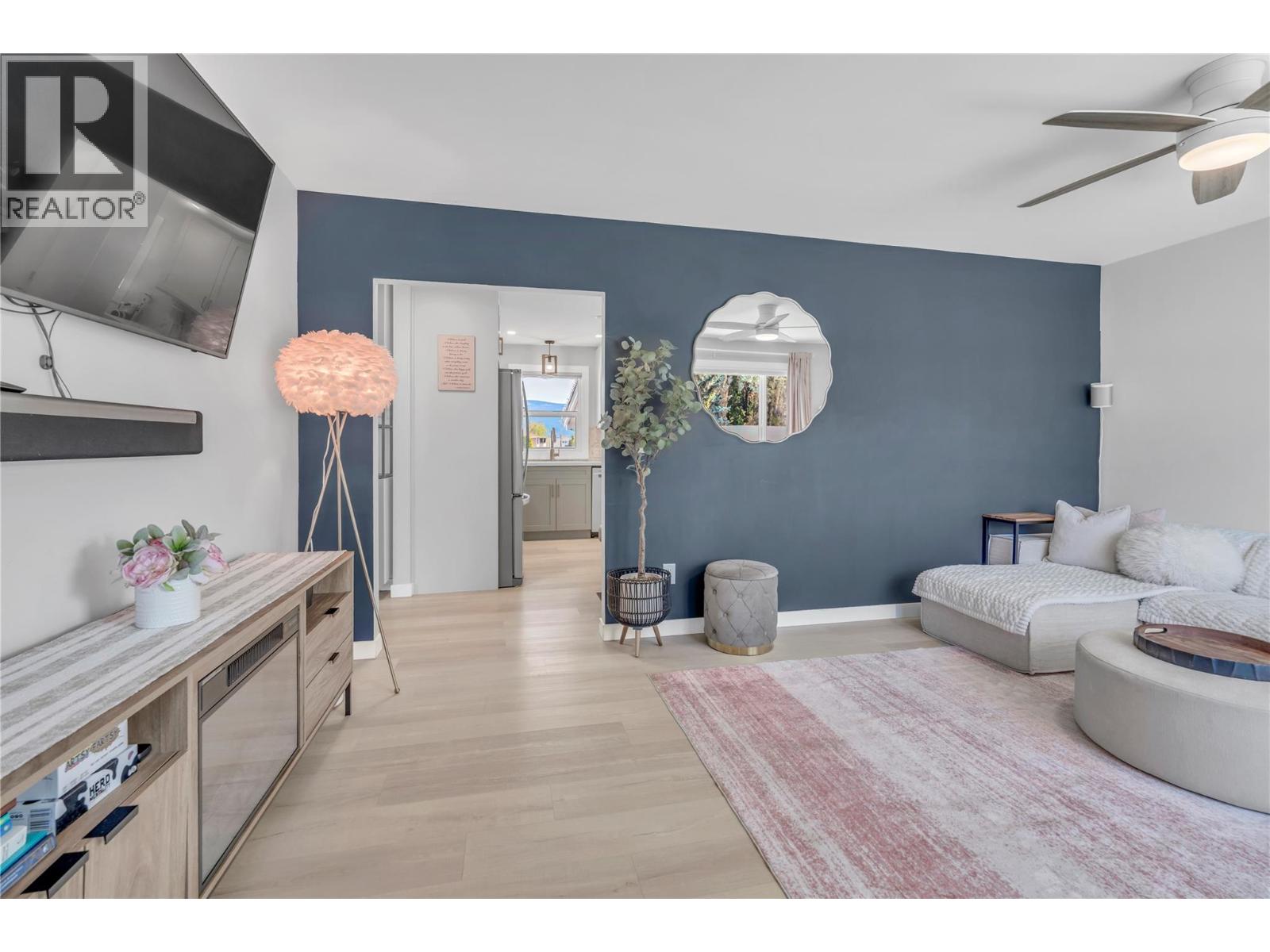 13807 Spencer Avenue