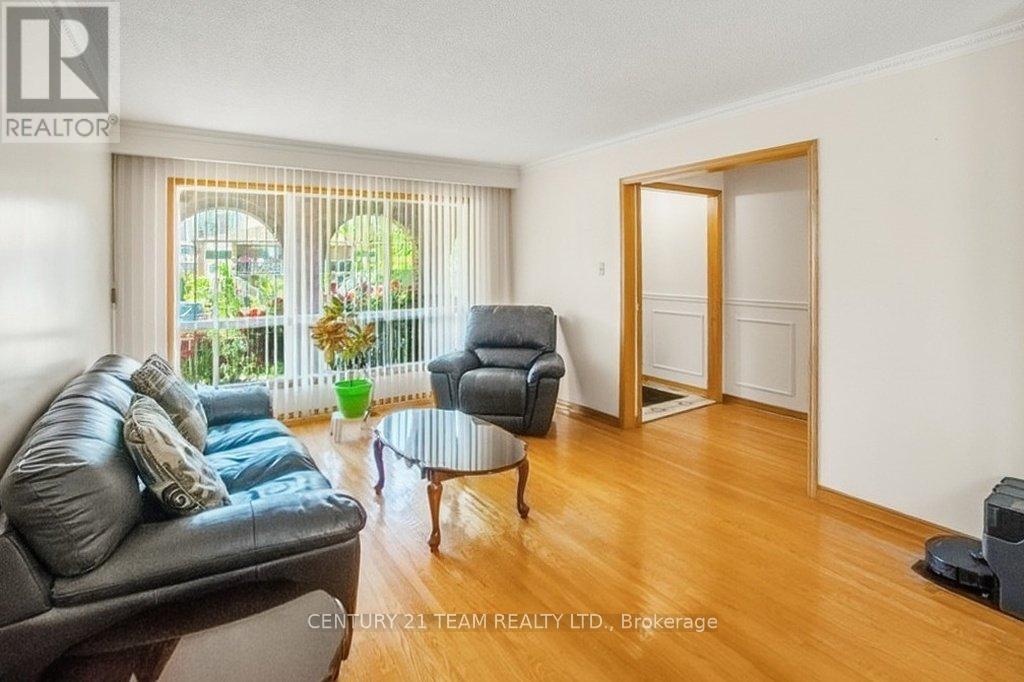4131 WOODINGTON DRIVE