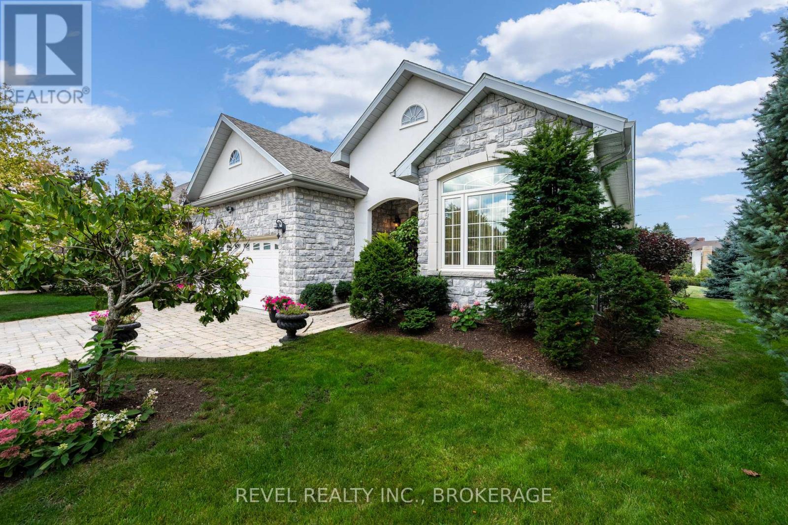 1116 TRAILHEAD PLACE