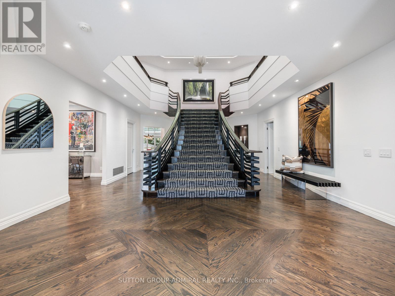 50 RENAISSANCE COURT