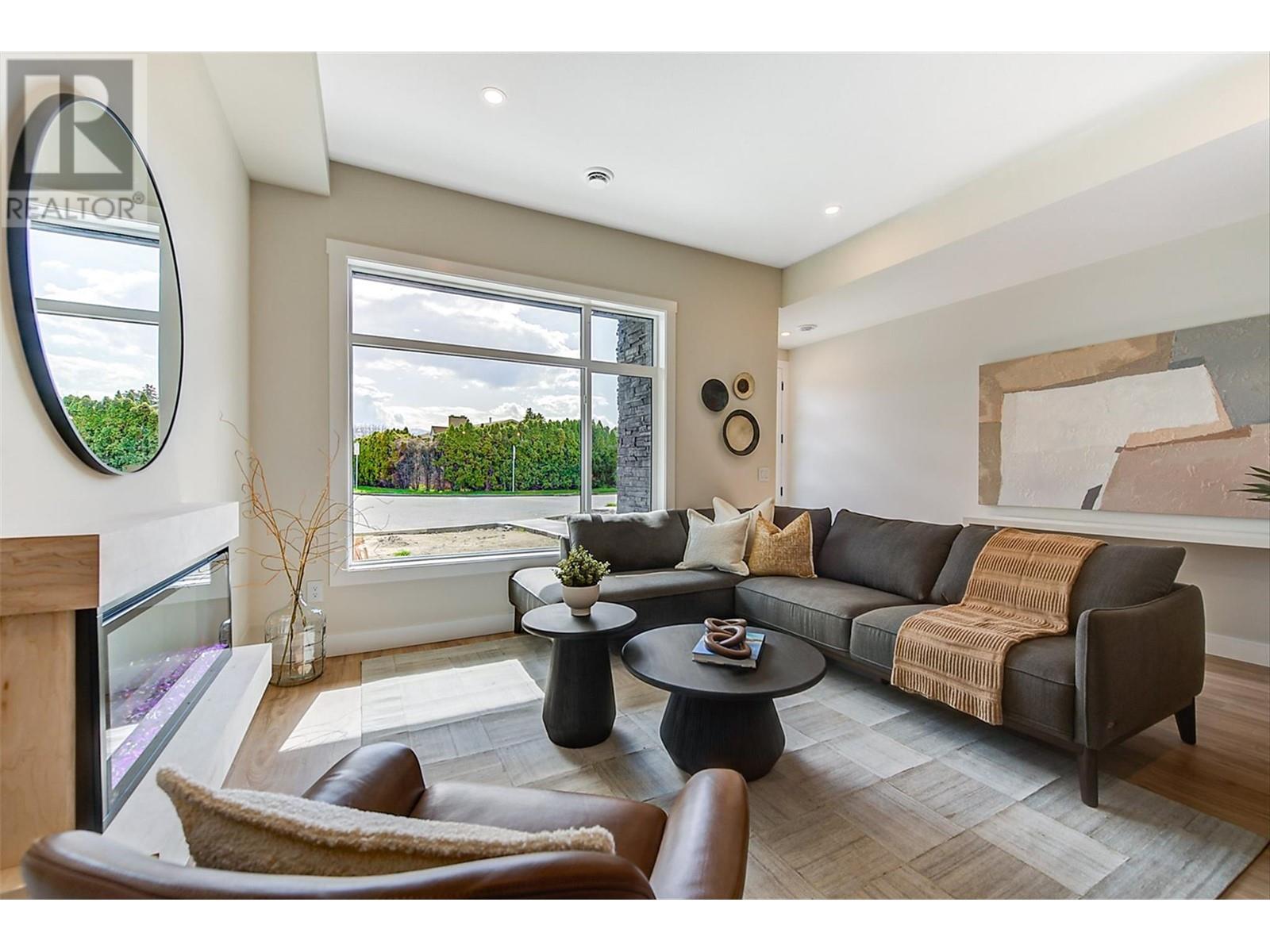 732 Coopland Crescent Unit# 1 - 4