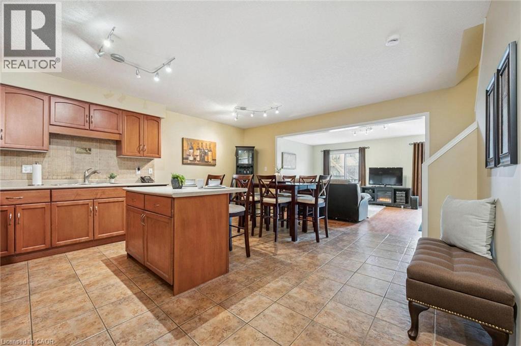 210 DAWN Avenue Unit# 38