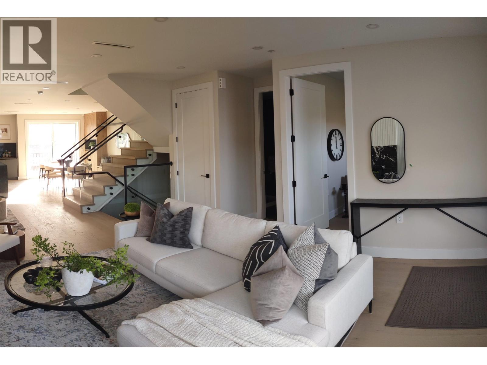 1 1706 W 68TH AVENUE