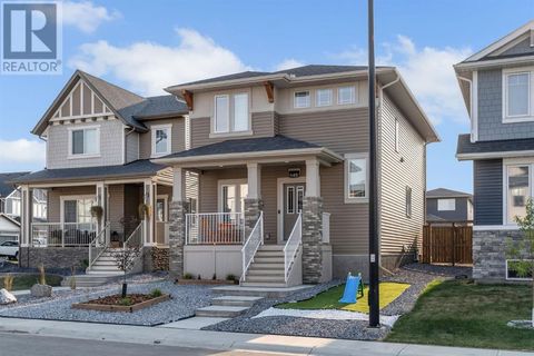 649 Reynolds Crescent SW Airdrie AB T4B5G1