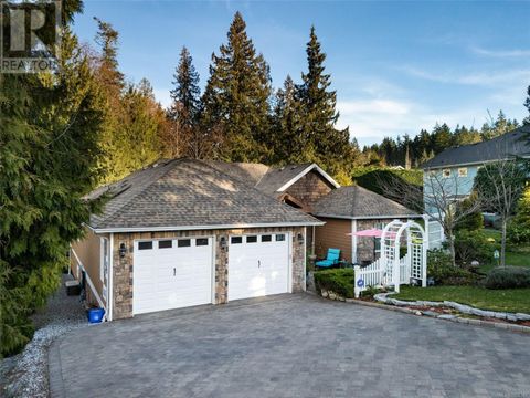 2510 Kinnoull Cres Mill Bay BC V8H1H3