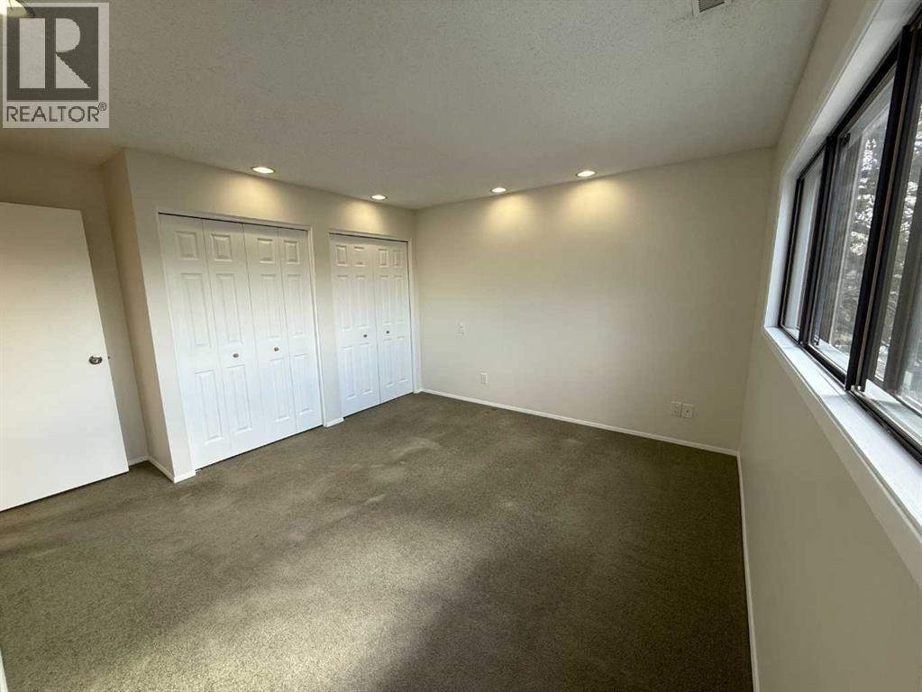 209, 2207 8 Avenue S