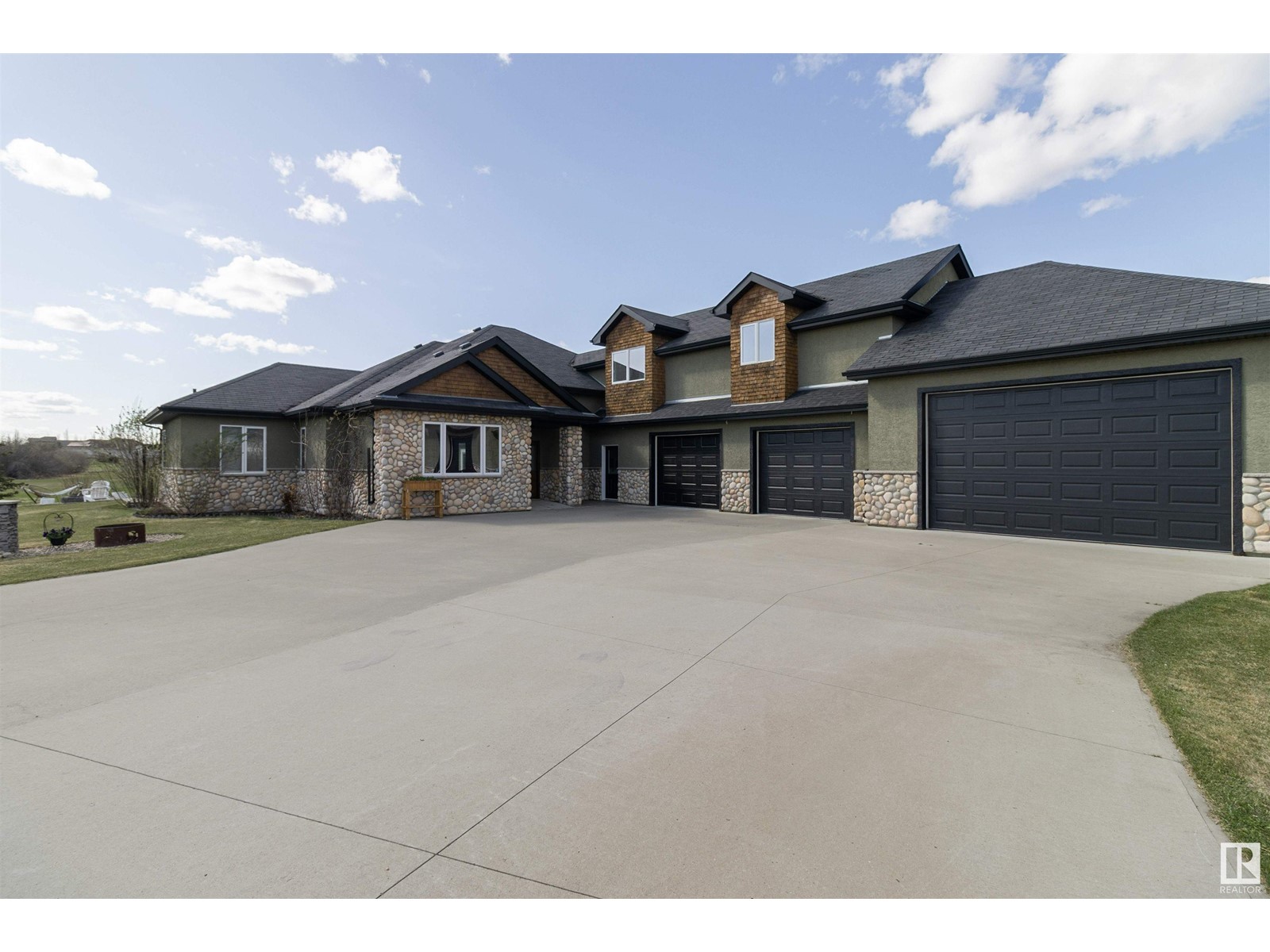 #279 53017 RANGE ROAD 223