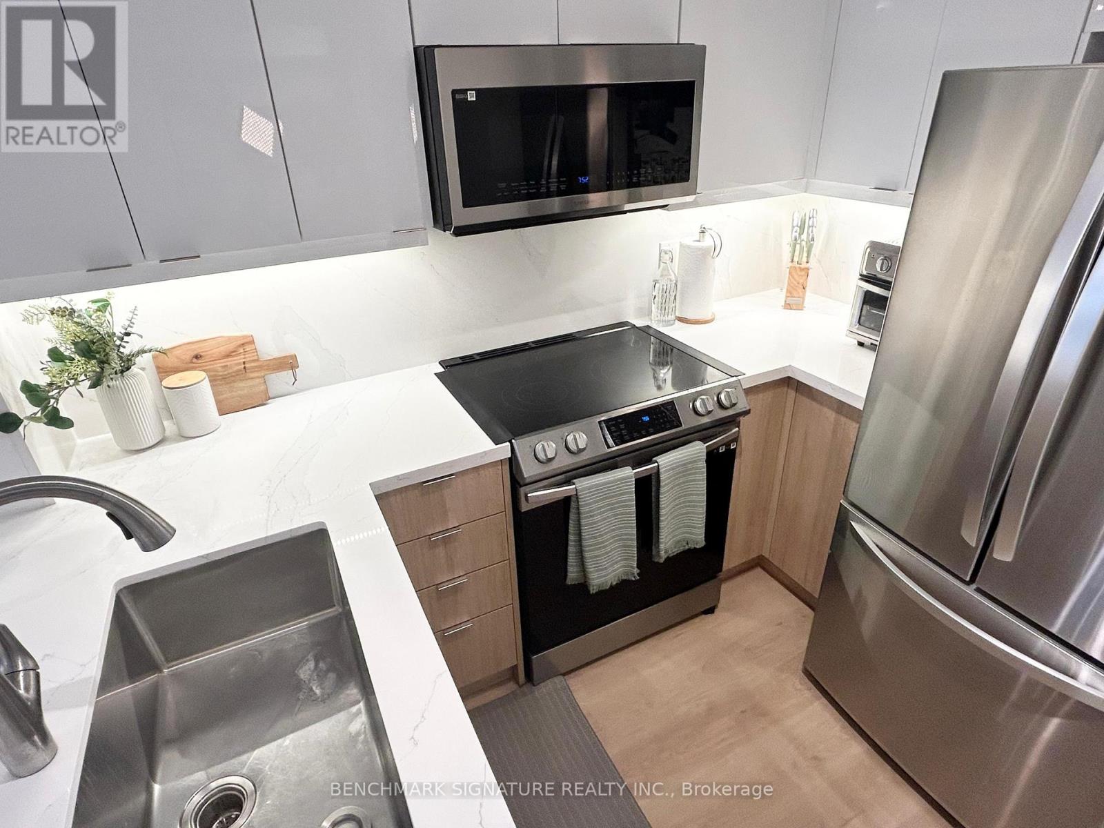 811 - 30 CLEGG RD ROAD