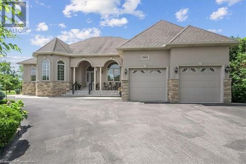 9893 DICKENSON Road W Hamilton ON L0R1W0