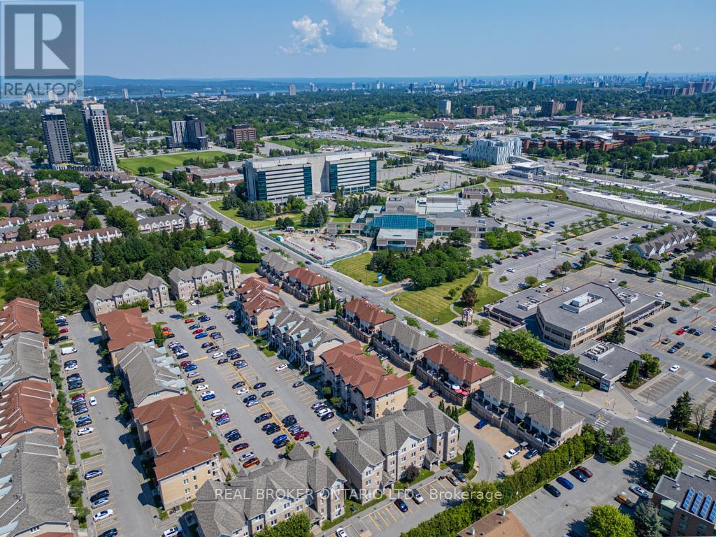 2 - 176 PASEO PRIVATE