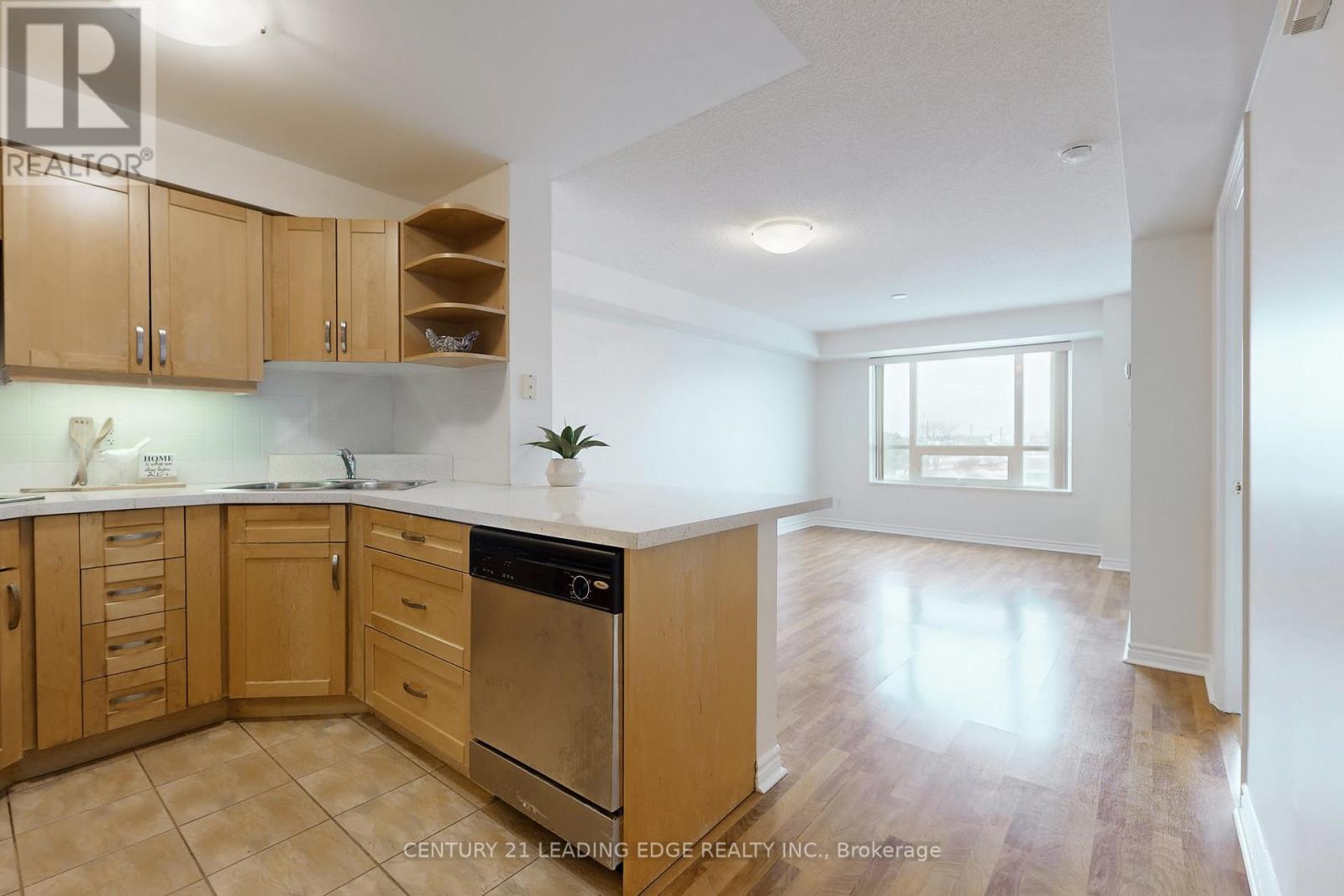 303 - 2020 MCNICOLL AVENUE