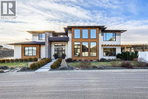 2688 Ridgemount Drive West Kelowna BC V4T3A6