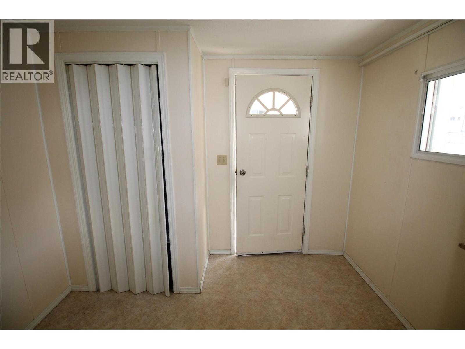 4505 Mclean Creek Road Unit# F18