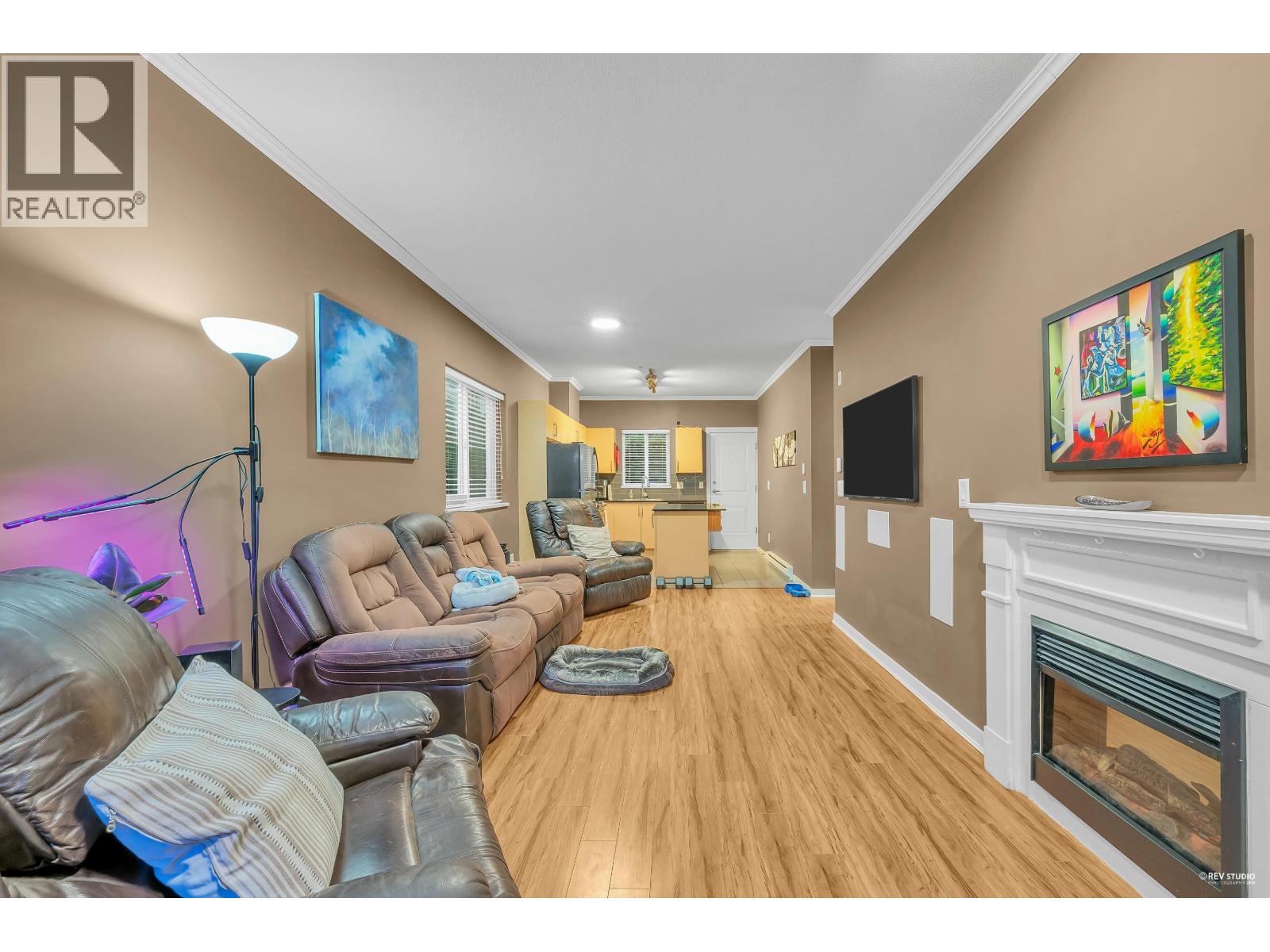 310 1661 FRASER AVENUE