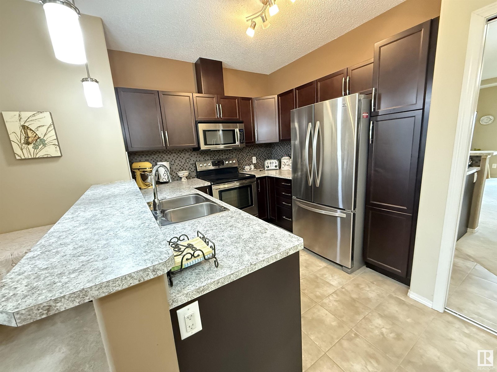 #341 7825 71 ST NW