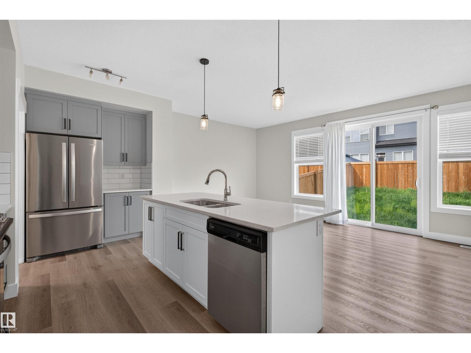 22916 95 AV NW