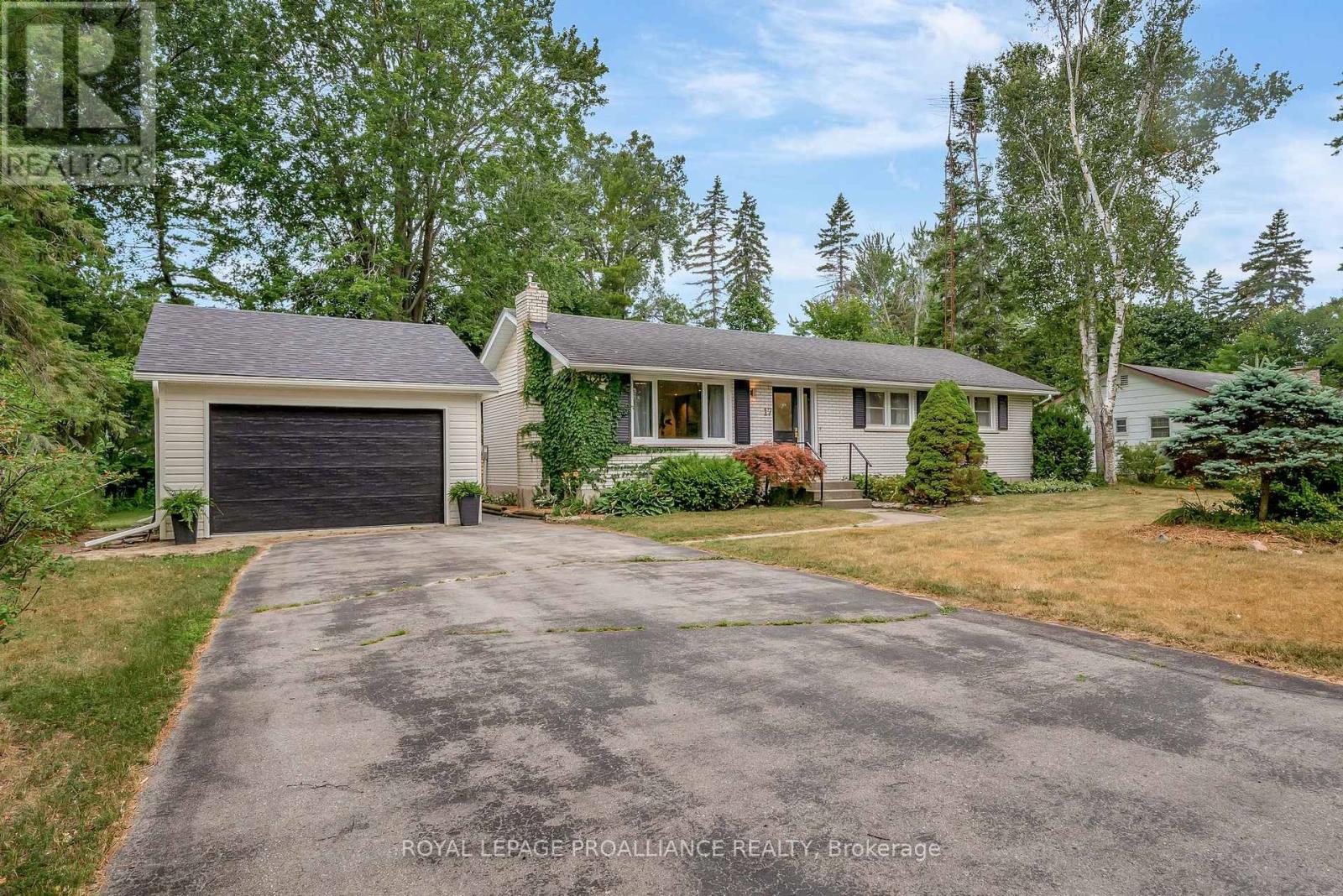 17 PRINCESS DRIVE