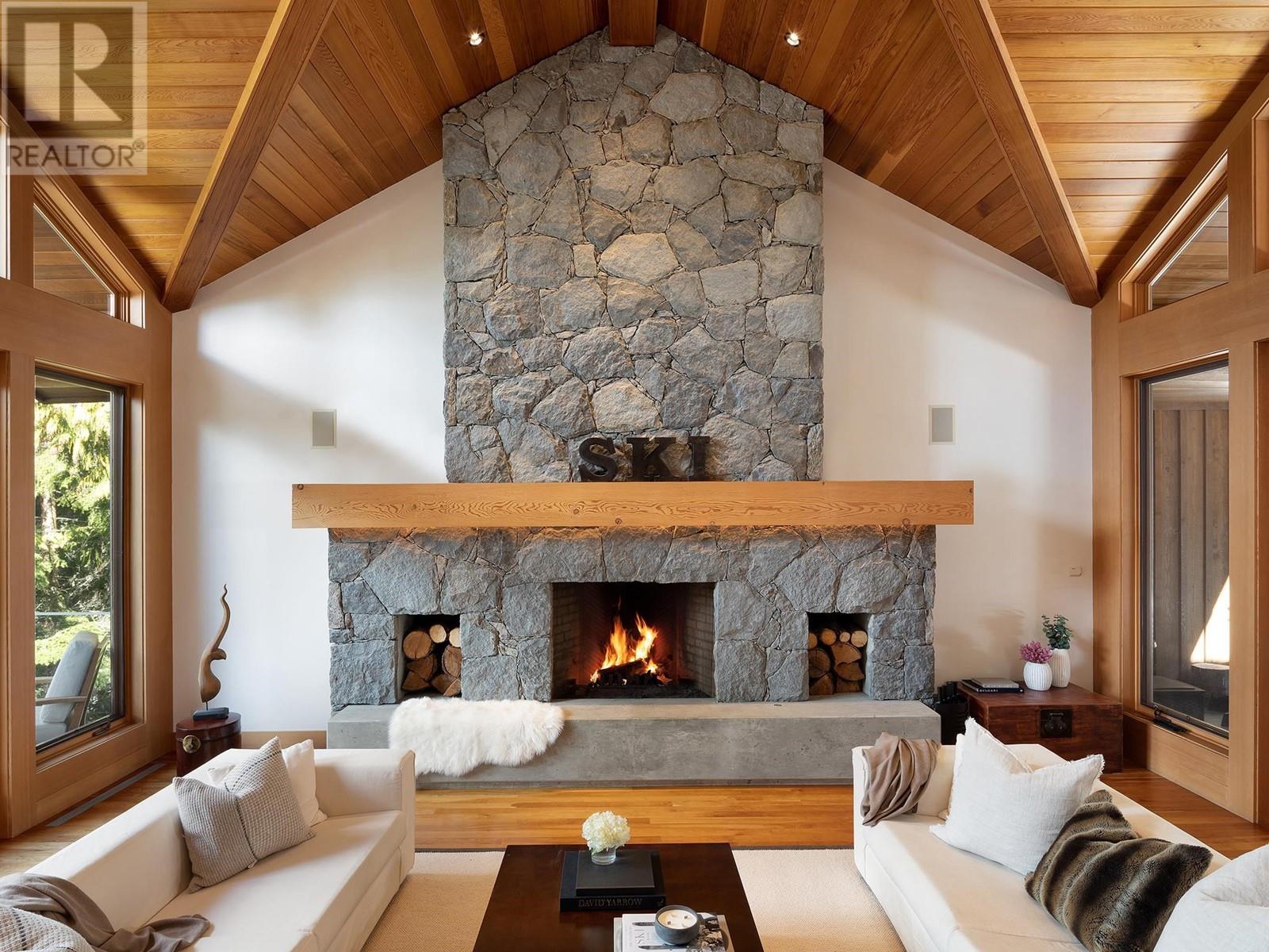 4673 BLACKCOMB WAY