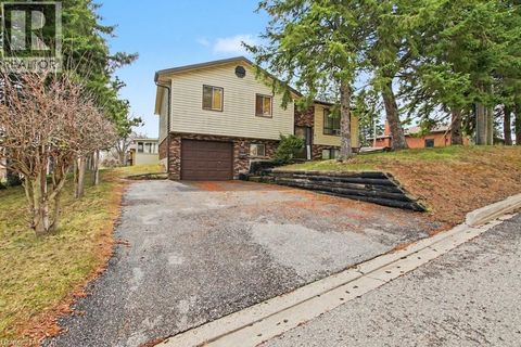 66 ONTARIO Street Cambridge ON N3C3N8