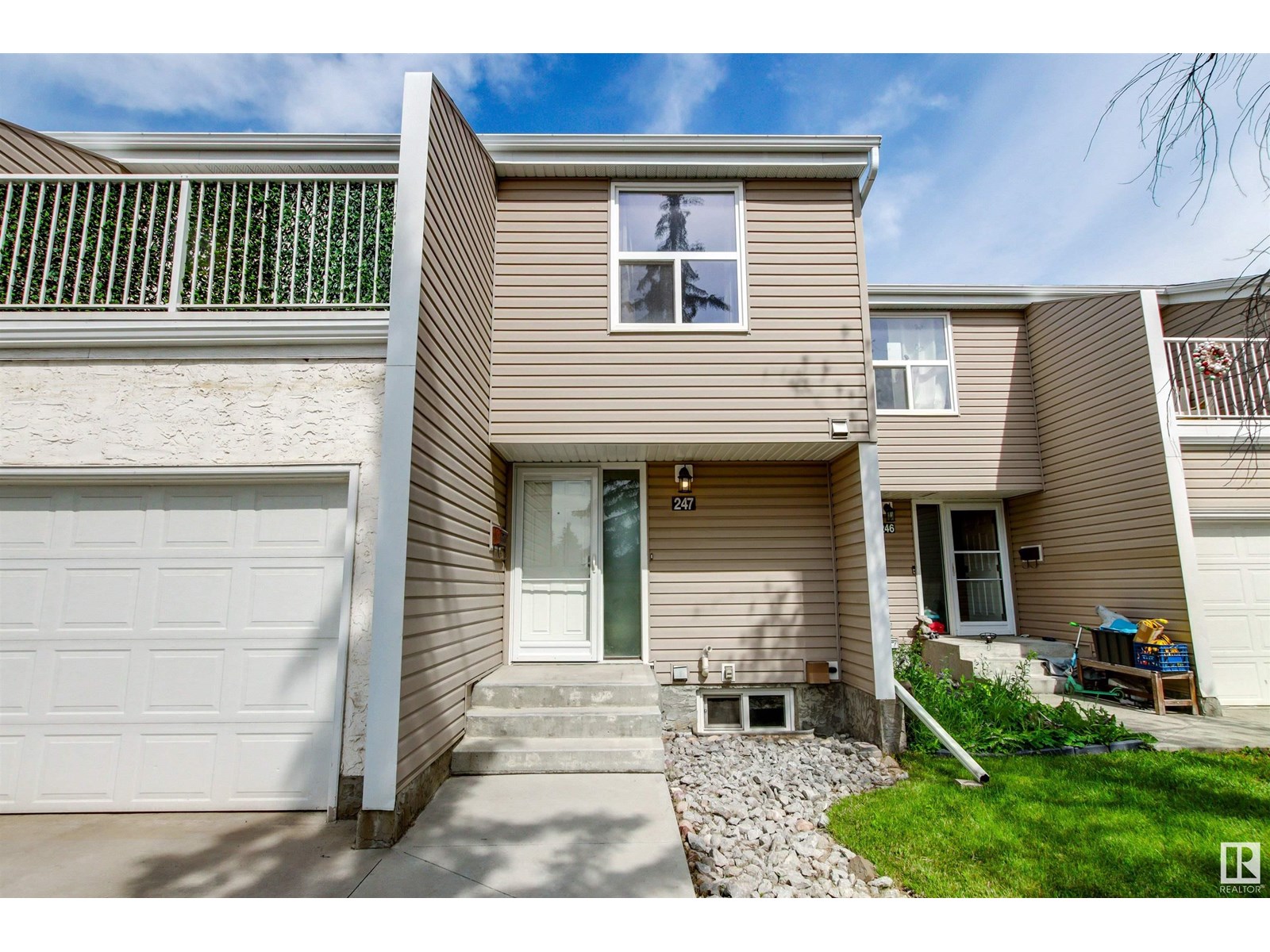 247 CHATEAU PL NW