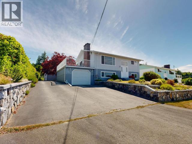 3730 SELKIRK AVE